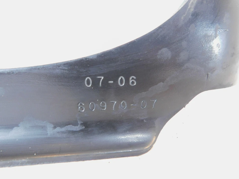 Harley-Davidson V-Rod VRod VRSC 2007-2017 soporte de montaje de tanque de gasolina combustible Foto 3 de 4