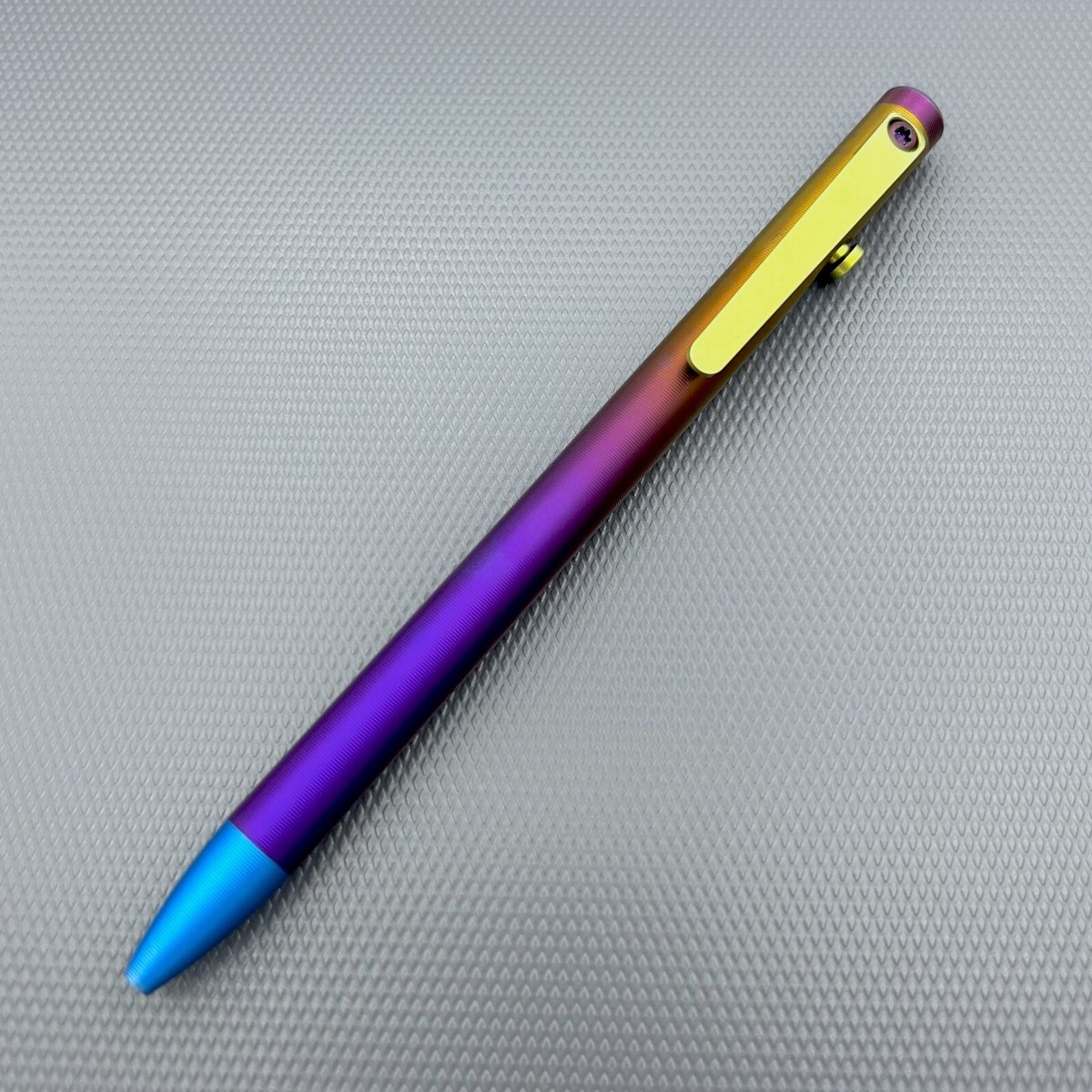 Tactile Turn - Titanium Slim Bolt Action Standard Size Pen Fade w