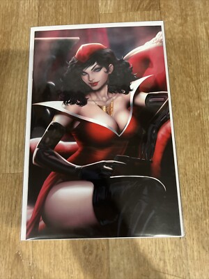 VAMPIVERSE PRESENTS THE VAMP #1 ARIEL DIAZ Virgin Variant LTD 500 Vampirella Nm
