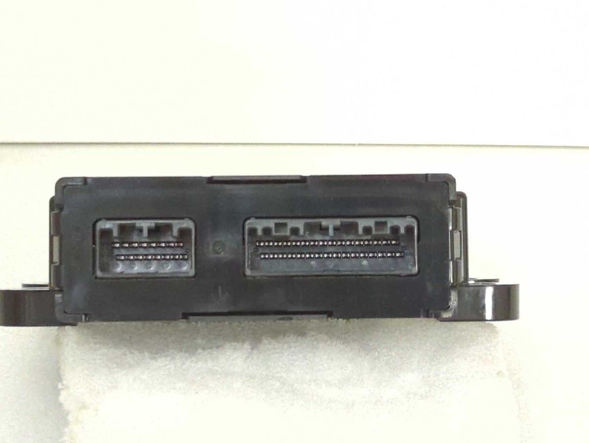 miページ New OEM Genuine Mitsubishi Keyless Operation Module 2015