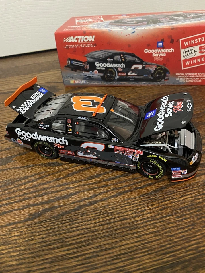 Lot Of 2 Dale Earnhardt #3 GM  1/24 Nascar Diecast - Image 4 of 4