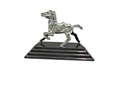 Horse Model: 5 inch plastic Bergen horse on stand. 1950s
