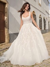 Maddox Sottero and Midgley Wedding Dress - Ivory, Size 10