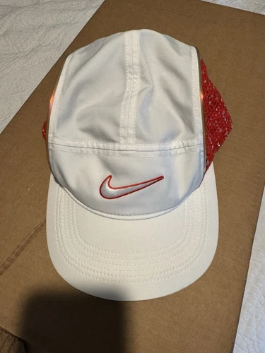 Chapeau de course Supreme x Nike Boucle blanc/rouge SS19