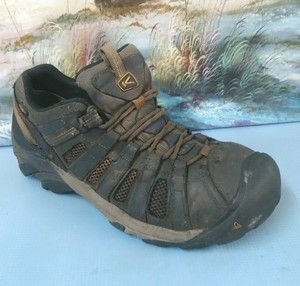 keen utility men's flint low steel toe work shoe