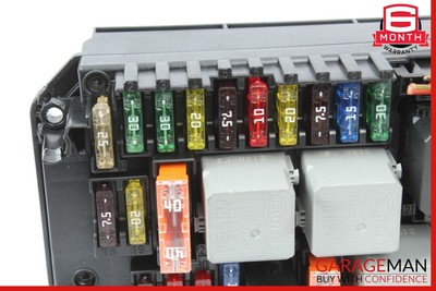 10-16 Mercedes W212 E350 E400 Front SAM Module Relay Fuse Box 