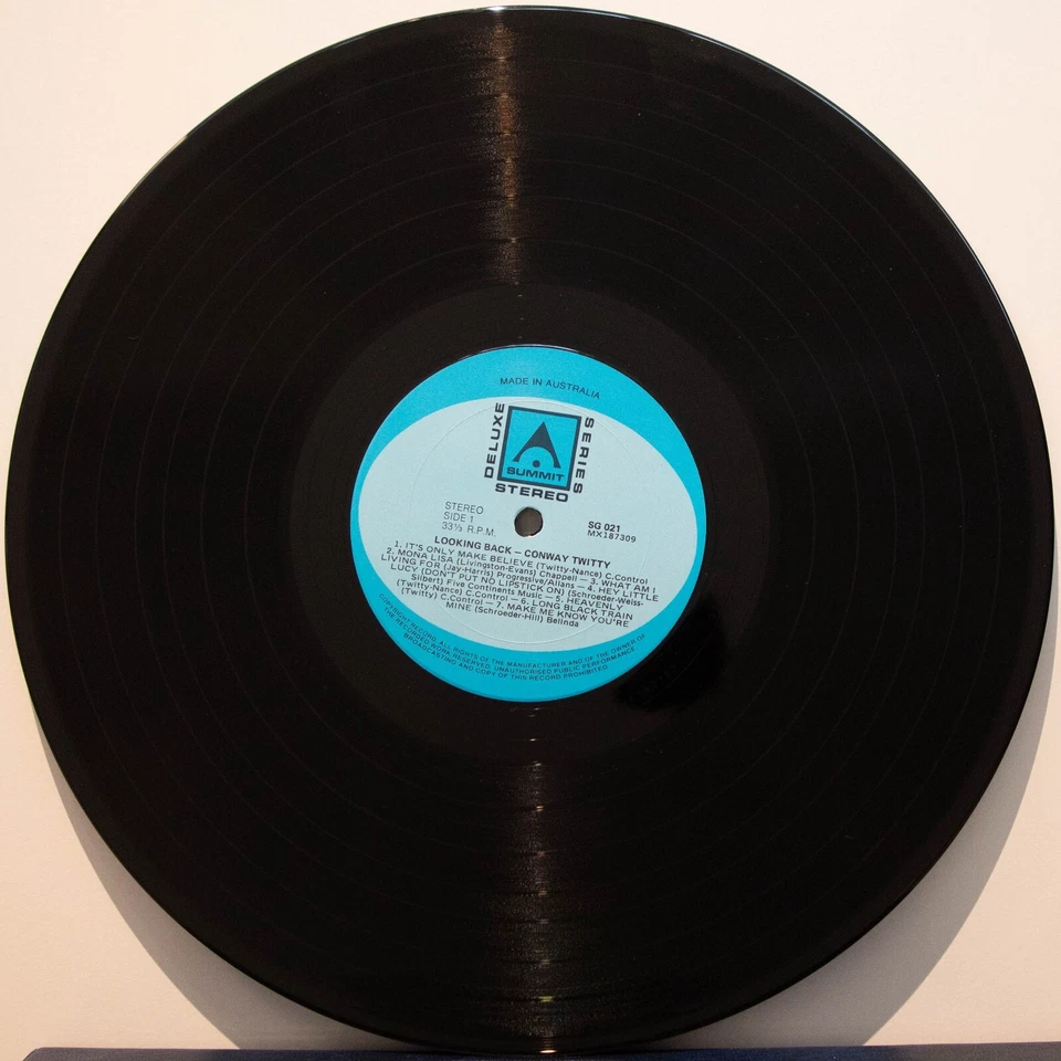 CONWAY TWITTY - LOOKING BACK - Vinyl LP - Summit - 1975 -VG FREE POSTAGE  (1596) - Image 2 of 4