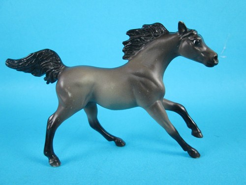 3 Breyer Mystery Horse Surprise Lot ~ Spirit Sagebrush, Red Roan + Mini Whinnie - Picture 7 of 12
