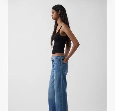 NWT GAP X HAILEY BIEBER The Hailey Low Rise Loose Jean - Medium Indigo - 26