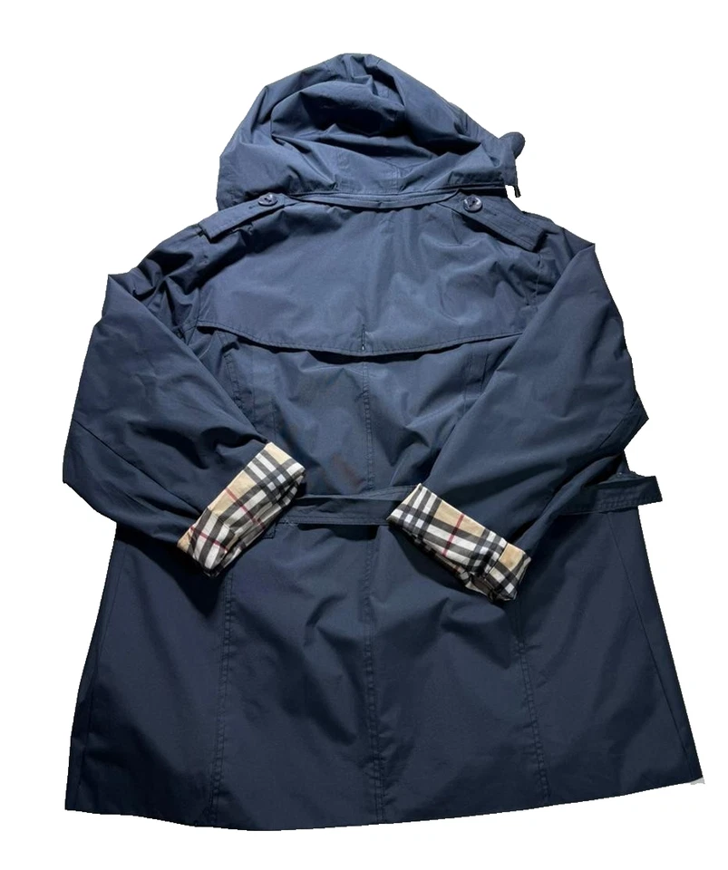 Abrigo Burberry London Balmacaan con Capucha y Forro de Plumón Talla:M | AZUL MARINO Foto 3 de 4