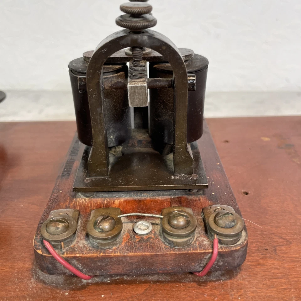 Western Union Telegraph Sounder 1B 100 Ohms Vintage J H Bunnell & Co New York - Image 4 of 4