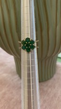Emerald Green Flower Ring 925 Size 7 Excellent Condition