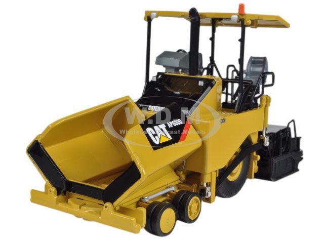 Cat Caterpillar Ap600d Asphalt Paver With Canopy 1/50 ...
