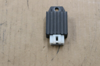 Beeline  Veloce  GT orig.  Ladestromregler  Spannungsregler  (22996)