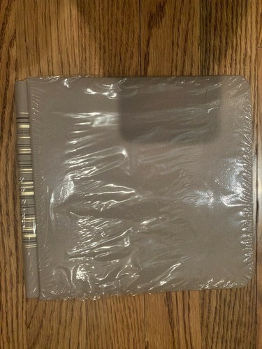 NIP Creative Memories 7x7 Brown Mocha Album with 24 pages NLA - Picture 1 of 3