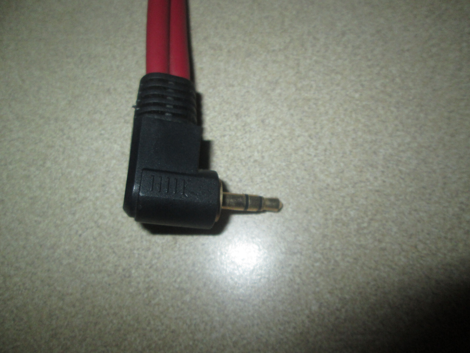 Straightwire 3.5 to RCA Cable  17"