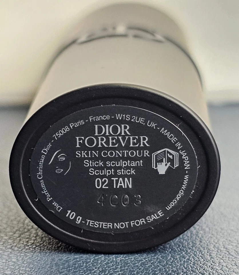 Dior Forever 24H Skin Contour Stick Sculpting and Bronzing Face Stick 02 Tan .35 - Image 4 of 4