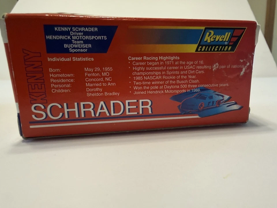 Ken Schrader #25 Budweiser 1996 Monte Carlo Revell Collection 1:64 Scale - Image 4 of 4
