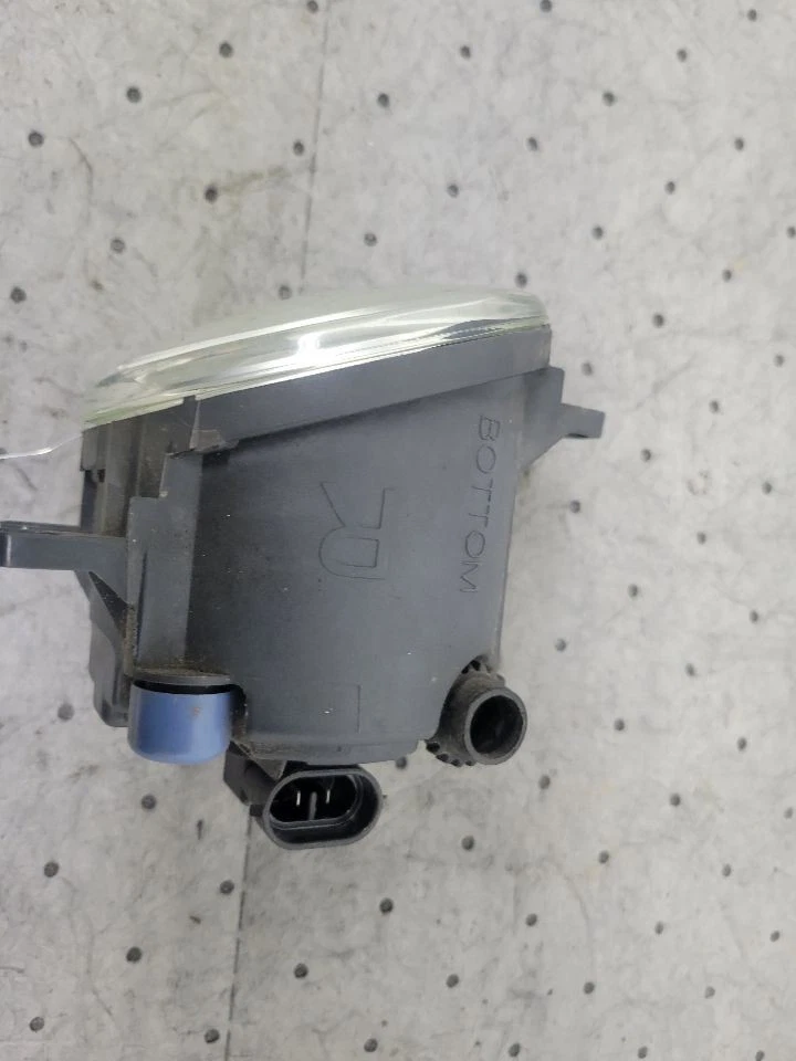 司机转角/公园灯雾驱动掀背车适合 06-19 YARIS 1678701 — 第 4/4 张图片