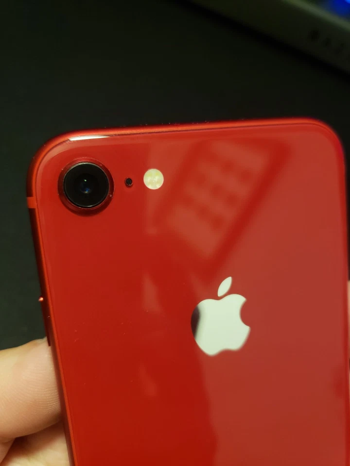 Producto Apple iPhone 8 Plus 64 GB rojo (desbloqueado en red) Foto 4 de 4