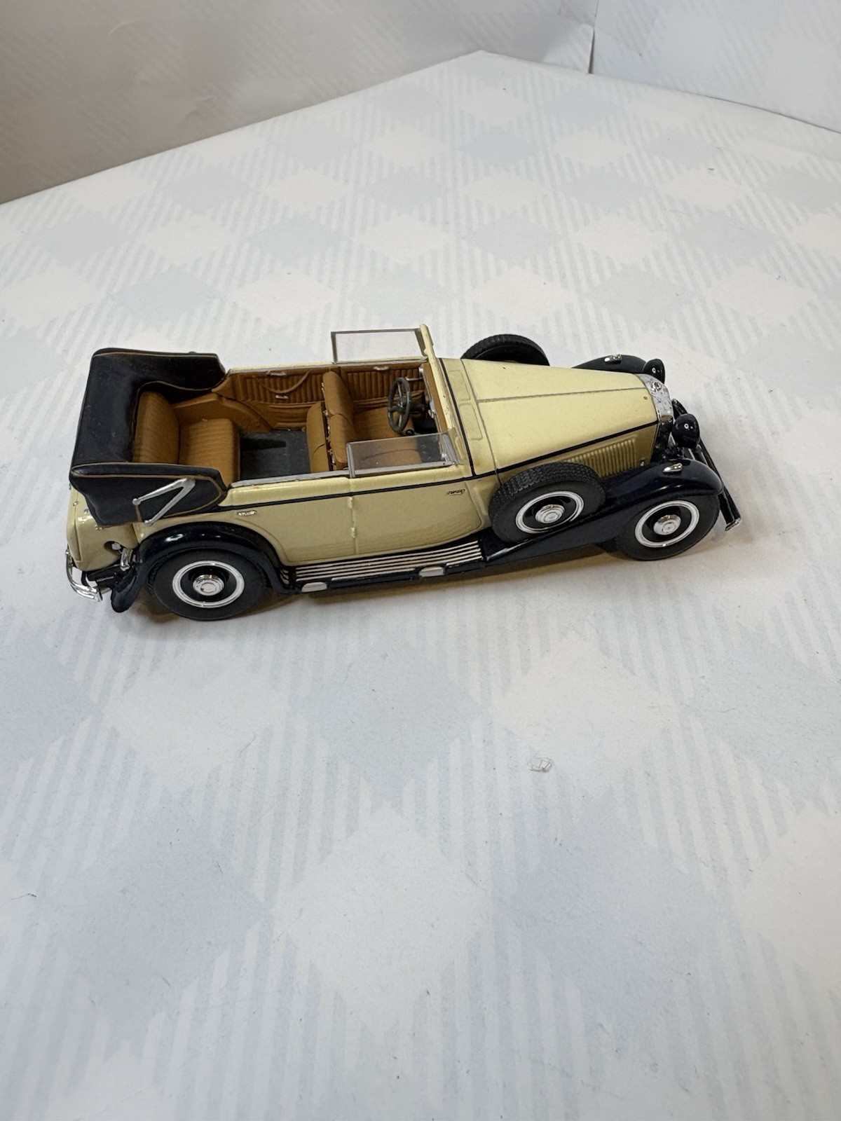 Picture 4 of 7