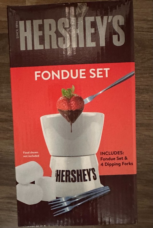 Fondue Set by Hershey's-New- Includes 4 Dipping Forks