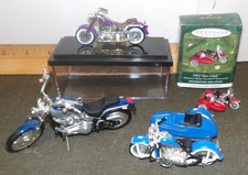 Harley Davidson 2 Hallmark 2 Mattel (4 different scale motorcycles) 2 w/sidecars