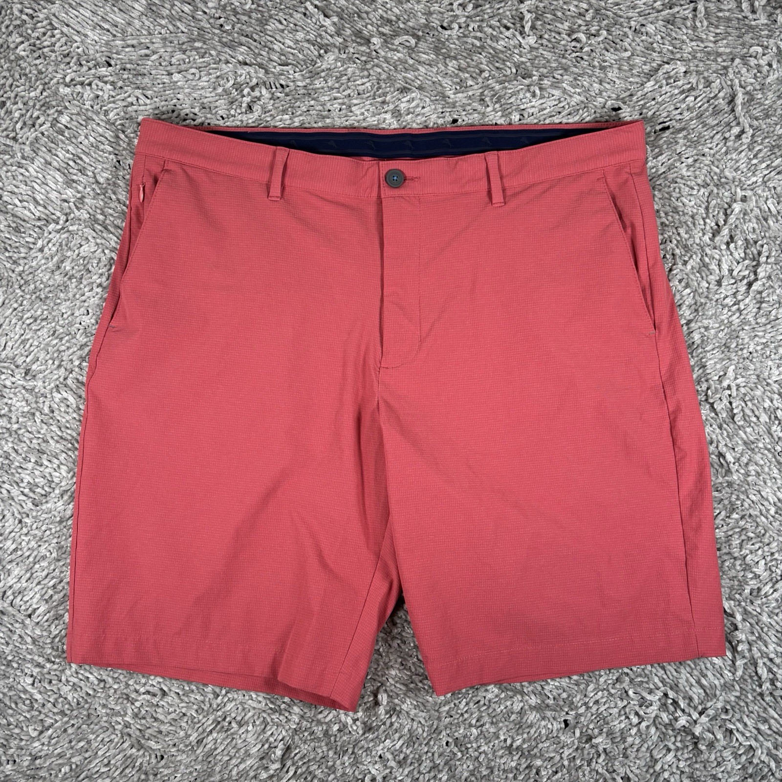 Tommy Bahama Island Zone Chip Shot Shorts Mens 40 Red Performance Stretch Golf