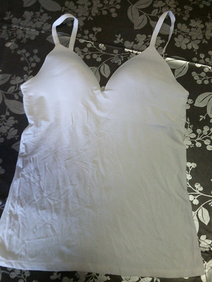 Primark Cami Camisole Top Trägershirt Built In BH XS UK 6-8 USA 2-4 EURO 34-36