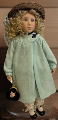 VTG Delton Product Fine Porcelain Girl Doll 23 w/Stand, Hat, Purse  35/2000