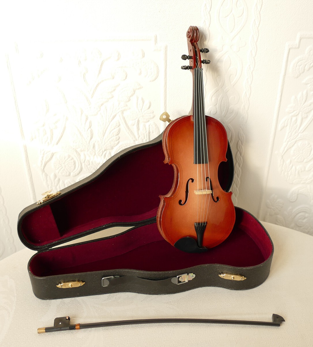 Miniatur-Violine Aus Holz Mit Bogen & Koffer – Puppenhaus-Zubehör, Deko-Modell, Nicht Bespielbar
