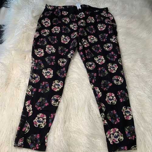 Leggings Storm Trooper Torrid Star Wars neri floreali 4 4xl - Foto 5 di 14