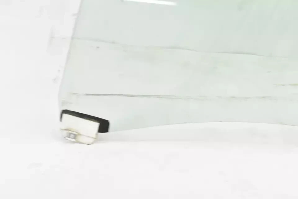 03-13 Maserati Quattroporte M139 Rear Left Side Door Window Glass OEM