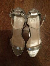 Ladies silver sandal heels, David's Bridal, Nayomi, size 9