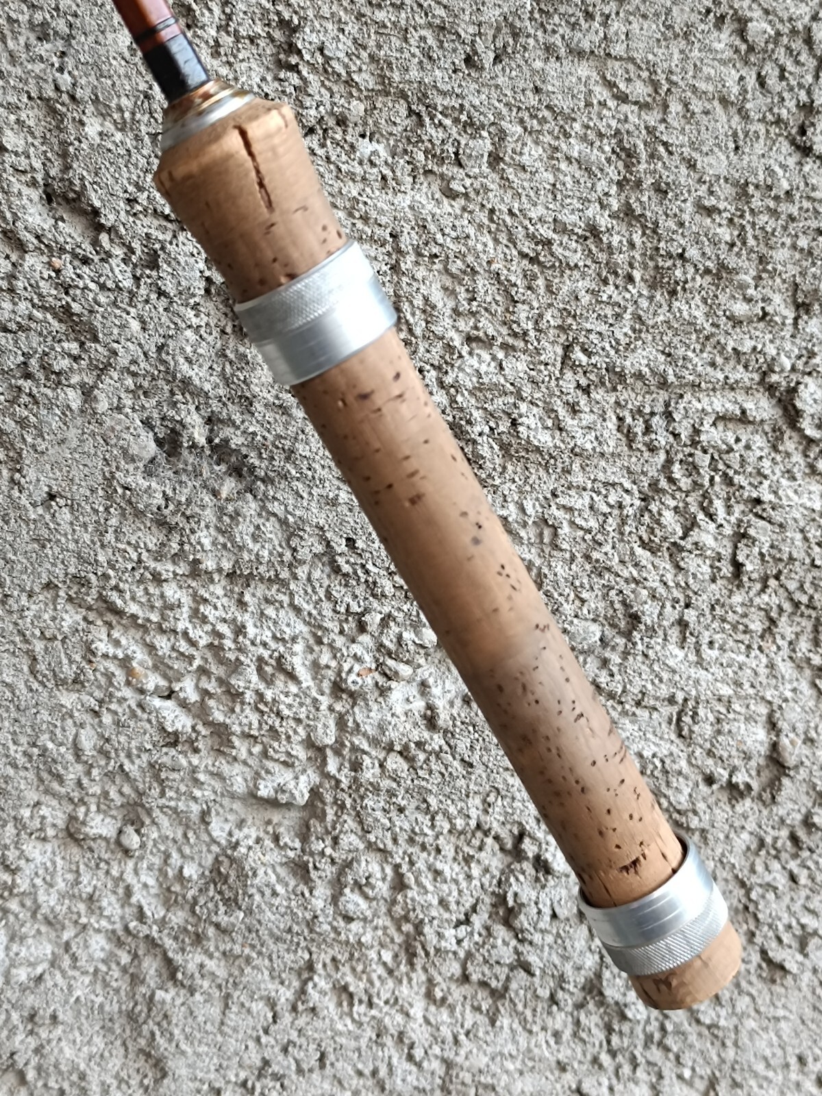 Photo 2/6