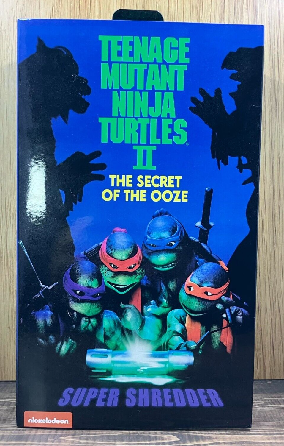 NECA TMNT Super Shredder Deluxe 7-Inch Action Figure with Accessories