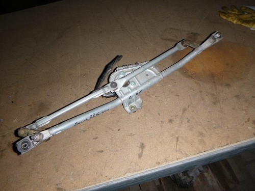 Wischermotor VW Passat 3BG BJ02 vorne mit Getriebe