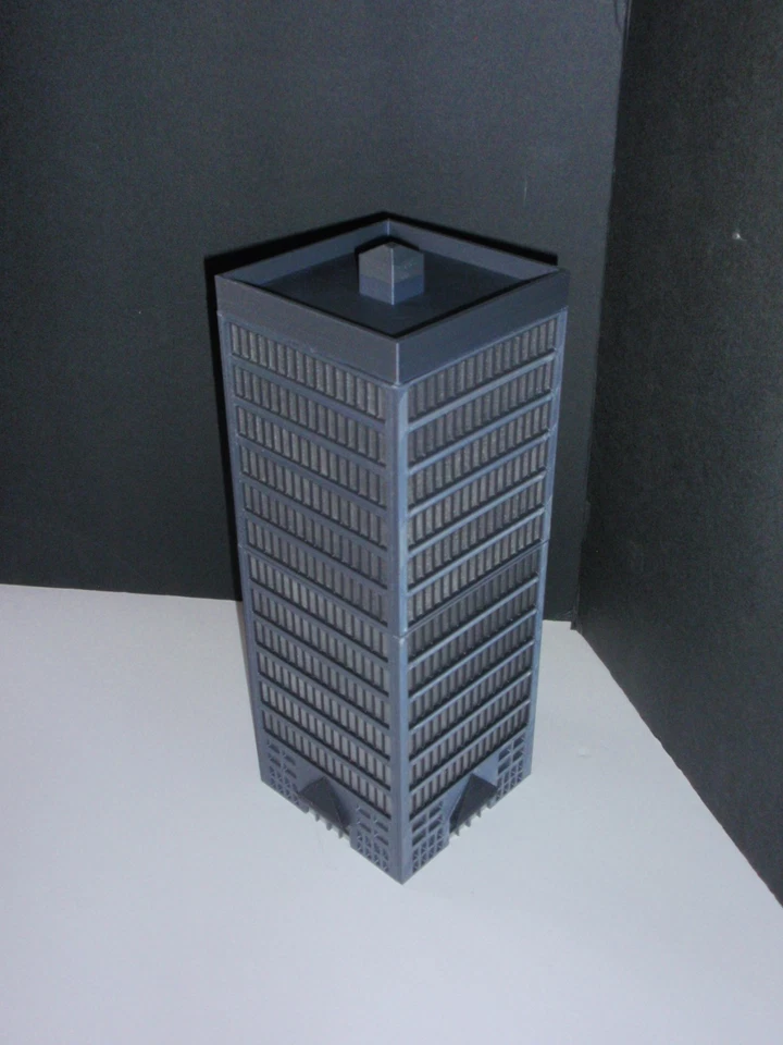 N Scale Skyscraper / Building/ High Rise/Office Building - Open Windows - - Image 3 of 4