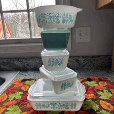 Pyrex Amish Butterprint  Refrigerator Dish Set Of 9 PLEASE READ Description