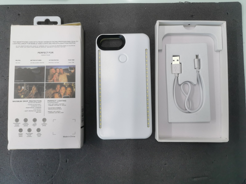 LED selfie case for iPhone 6/7/8 plus in white - 第 1/5 張圖片