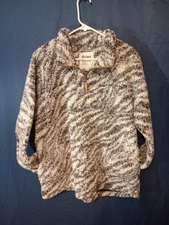 Dylan Los Angeles Sweater Women’s L Animal Print Fluffy  Long Sleeve Pocket Blac