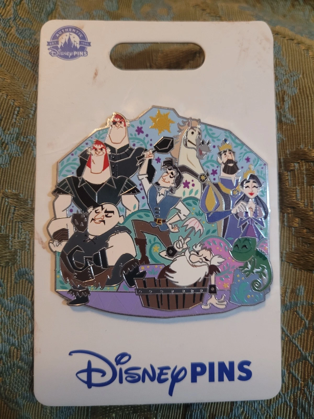 Tangled Supporting Cast Family Cluster Pascal Flynn Maximus Rapunzel Disney Pin