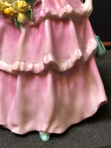 Estatuilla Royal Doulton Irene HN1697 RARA Variante Rosa Fechas a 1935 Excelente - Imagen 7 de 10