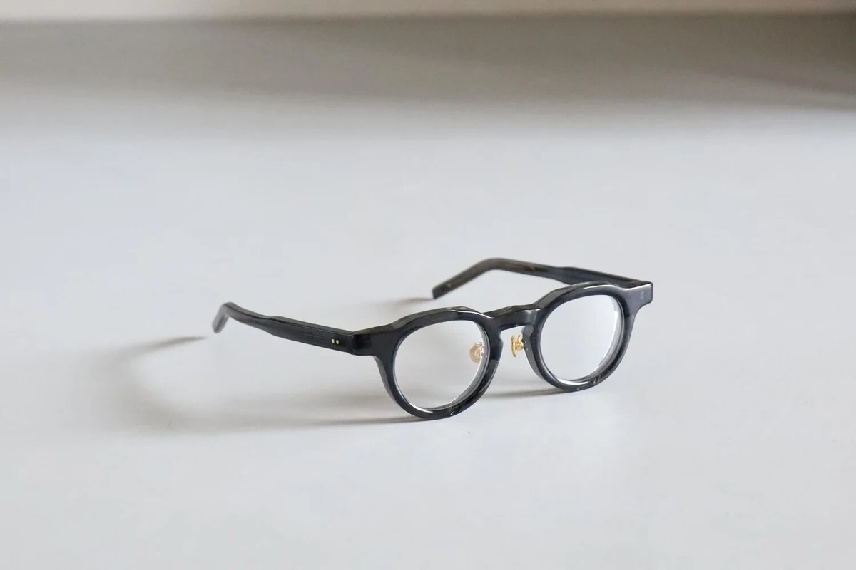 ほぼ新品■Filton Aiguille05とFilton Aiguille03 Filton Eyewear | Aiguille 05 | Men | Blue Button Shop