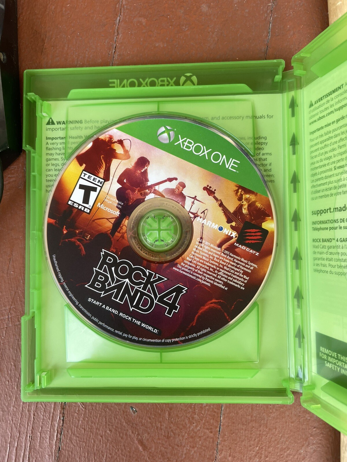 Rock Band 4 Xbox One Wireless Bundle Fender Stratocaster Guitar Drums