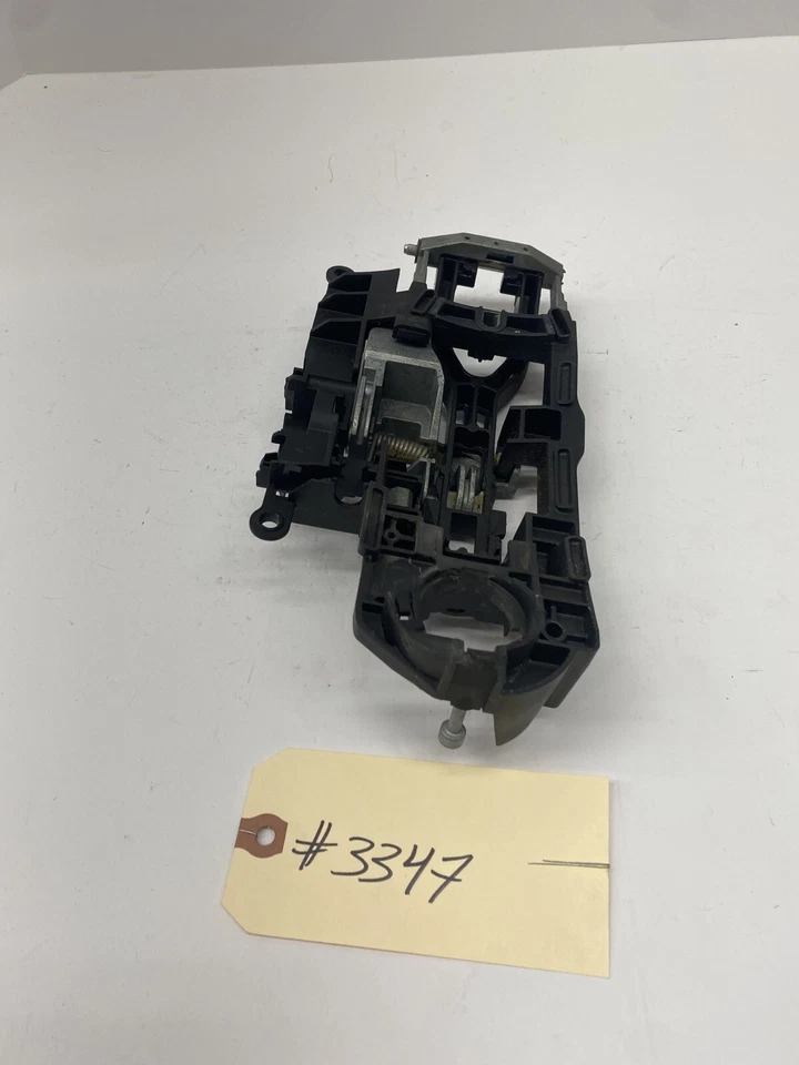 2009-2015 10 11 12 13 14 Bmw 750Li F02 - Rear Left Exterior Door Handle Bracket - Image 3 of 4