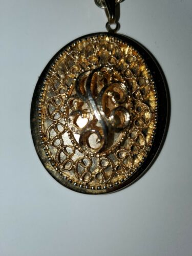 Vintage Sarah Coventry Locket Necklace  (goldtone) - image 1