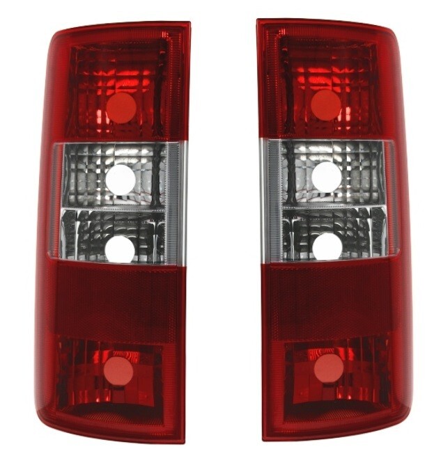 Lampe feu arriere gauche droite Ford Transit Connect pour optimiser la visibilité nocturne