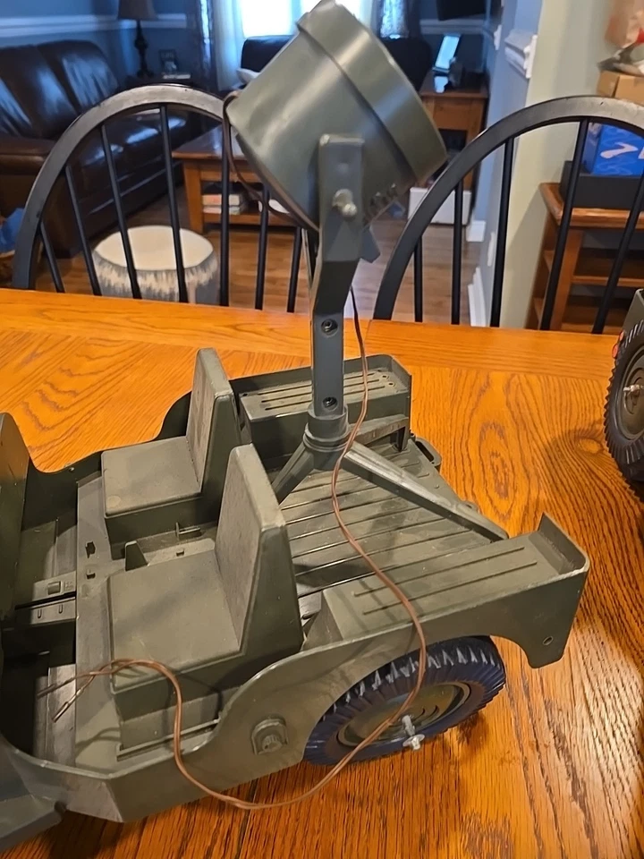 2 piezas de figura de cañón reflector remolque Jeep Hasbro GI Joe 1965 vintage 7000 Foto 4 de 4