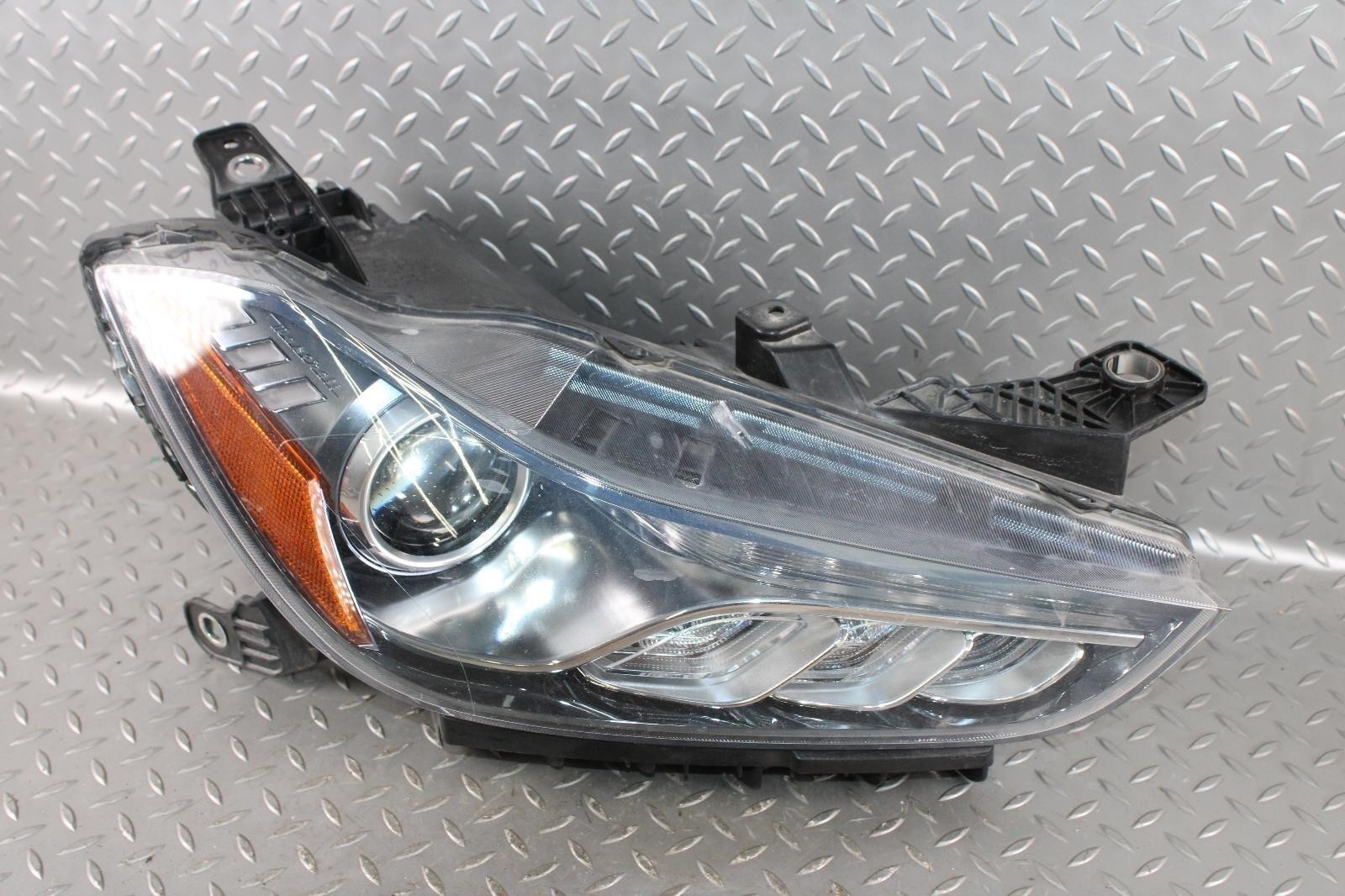 18-20 Ghibli Passenger Right RH Headlight Head Light Lamp Lens OEM Factory WTY